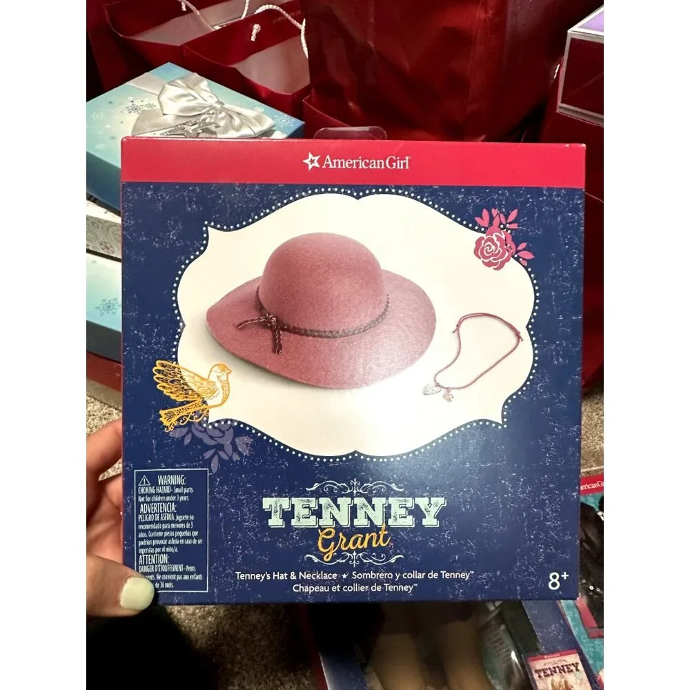 American Girl Tenney's Hat and‎ Necklace For 18-inch Dolls GOTY 2017 New in Box